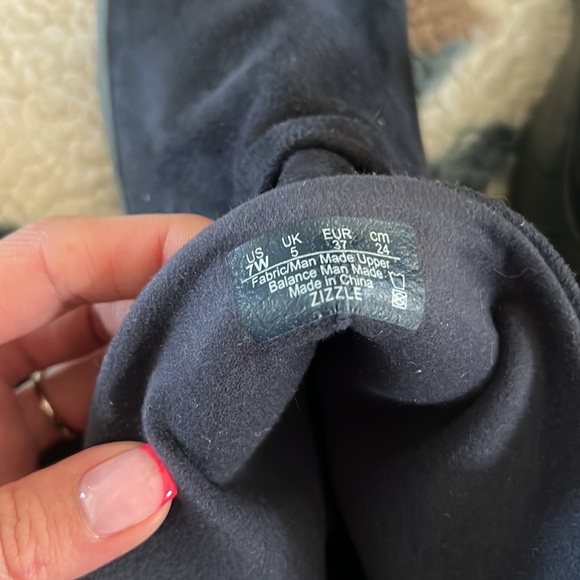 Bzees Boots - Picture 6 of 6